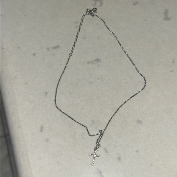 Swarovski Elegant Silver Cross Necklace - Picture 1 of 6